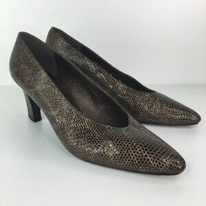 Stuart Weitzman Snake Skin Heels Pumps size 8.5